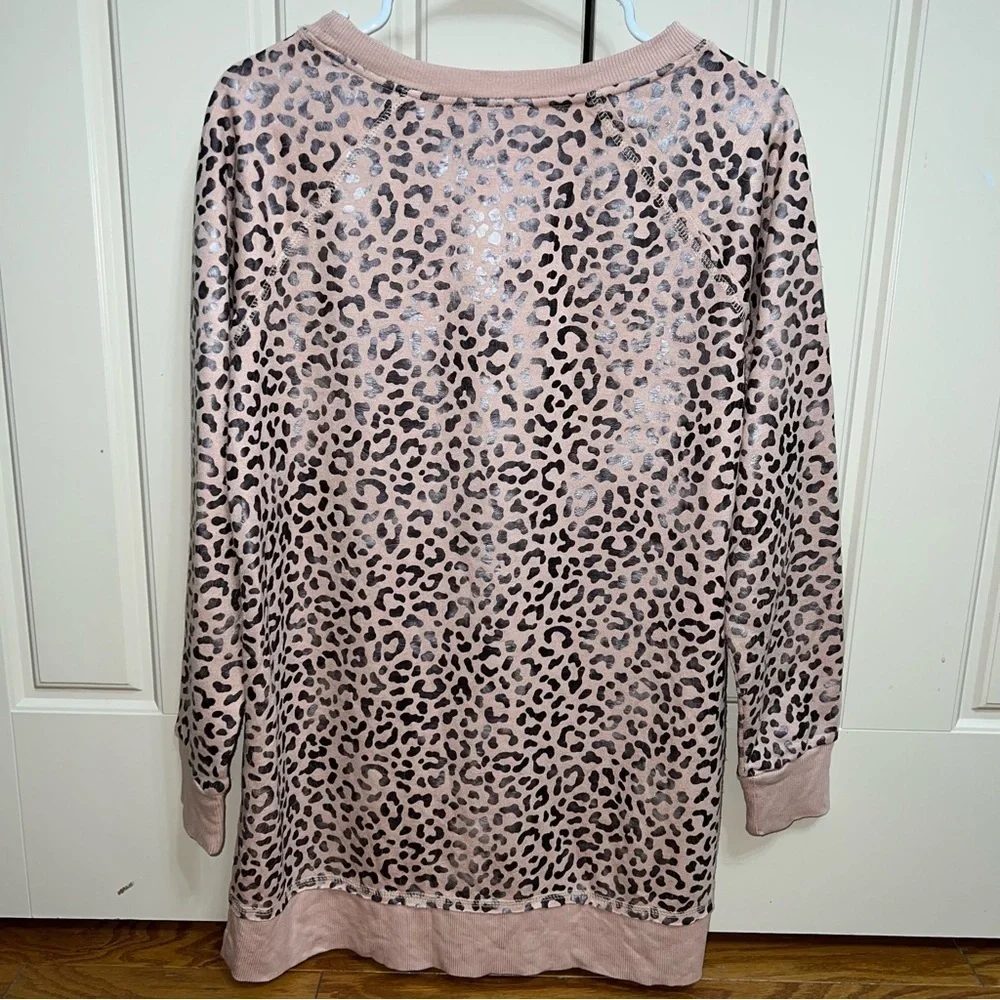Jane and Delancey Blush Pink Cheetah Print Soft Sweatshirt Size Small - Picture 8 of 10